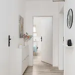 Cozy Attic Δωμάτια σε οικογενειακή κατοικία Marki (Wolomin)