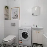 Cozy Attic Δωμάτια σε οικογενειακή κατοικία